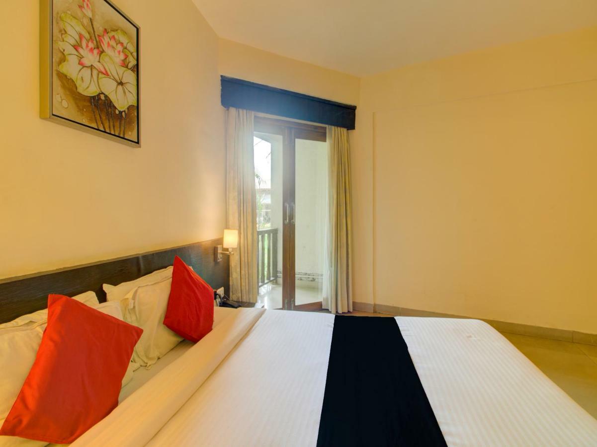 Отель Capital O 36727 Plush Retreat Дайв Экстерьер фото