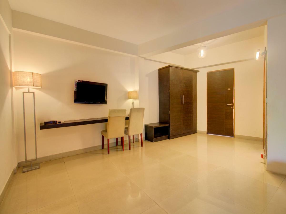 Отель Capital O 36727 Plush Retreat Дайв Экстерьер фото